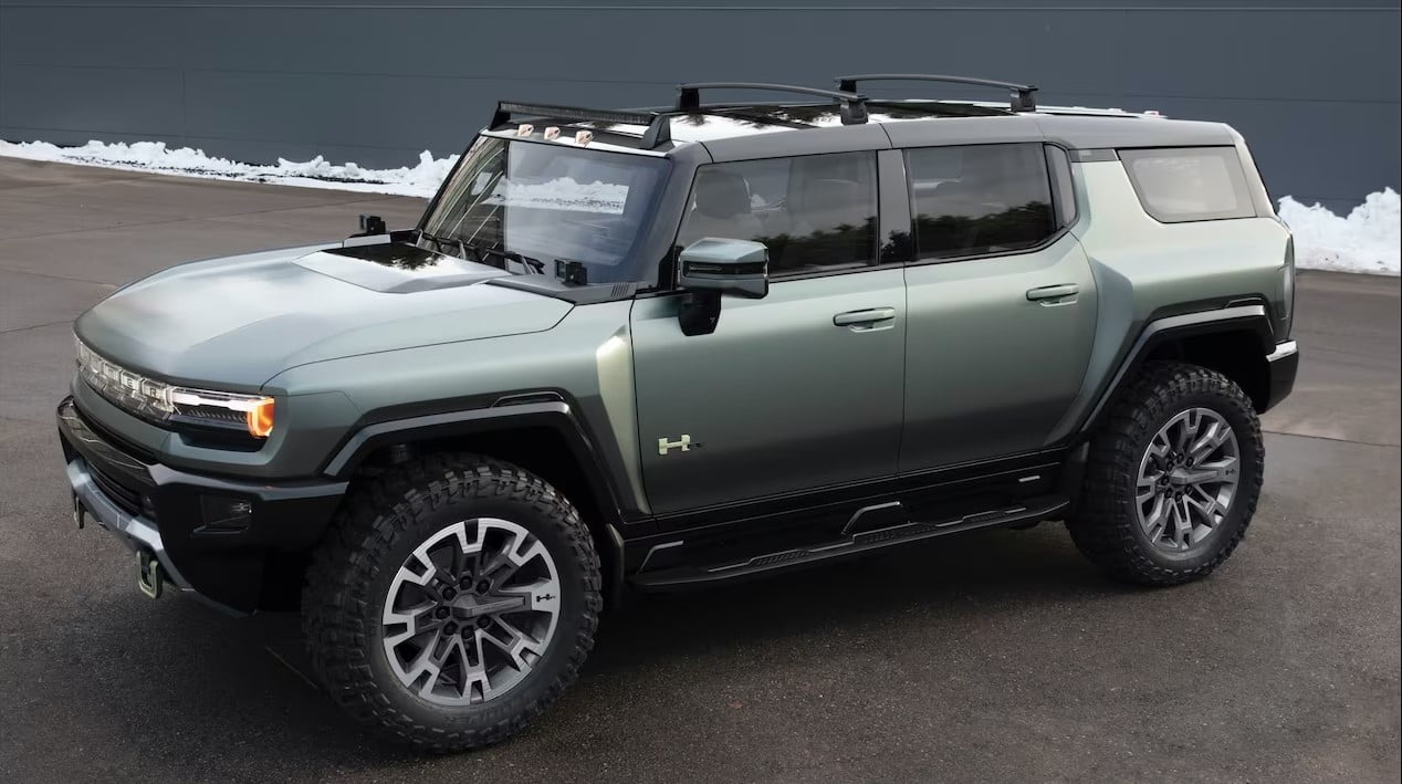 Insane features of Hummer EV SUV and Pickup, you should know